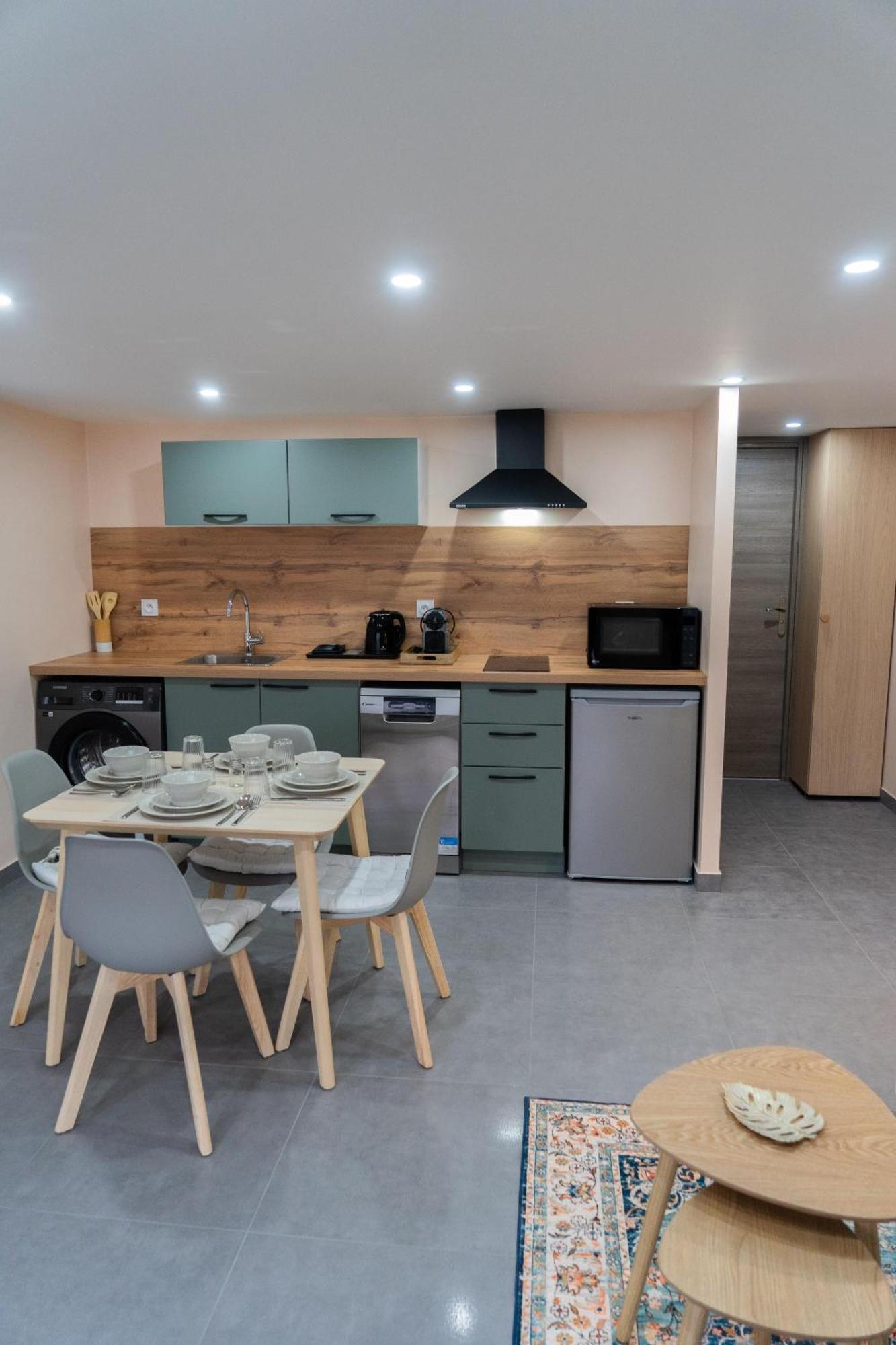 Appartement Cosy Le Lys Vert A 40Mn De Paris Dammarie-les-Lys Exterior photo